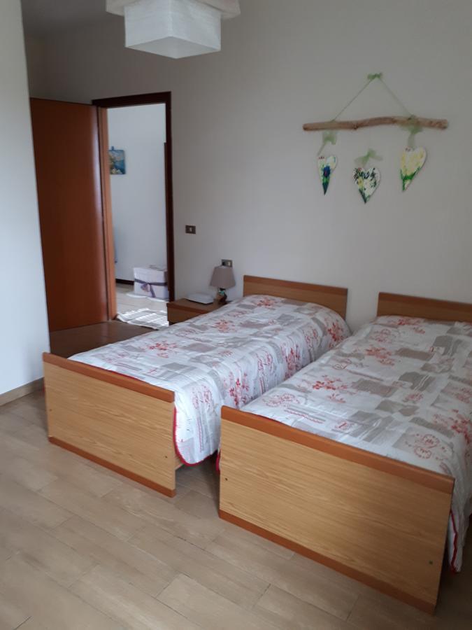 Trattoria Cattani Hotell Medesano Exteriör bild